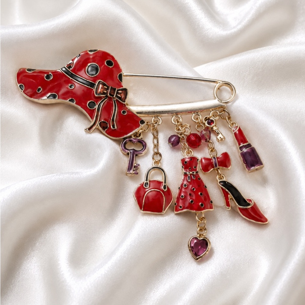 RED HAT SOCIETY Charm Brooch